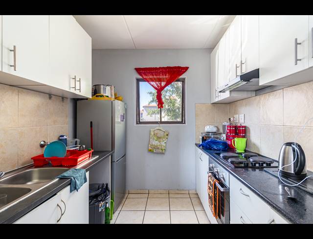 2 BEDROOM APARTMENT TO LET IN PARKLANDS